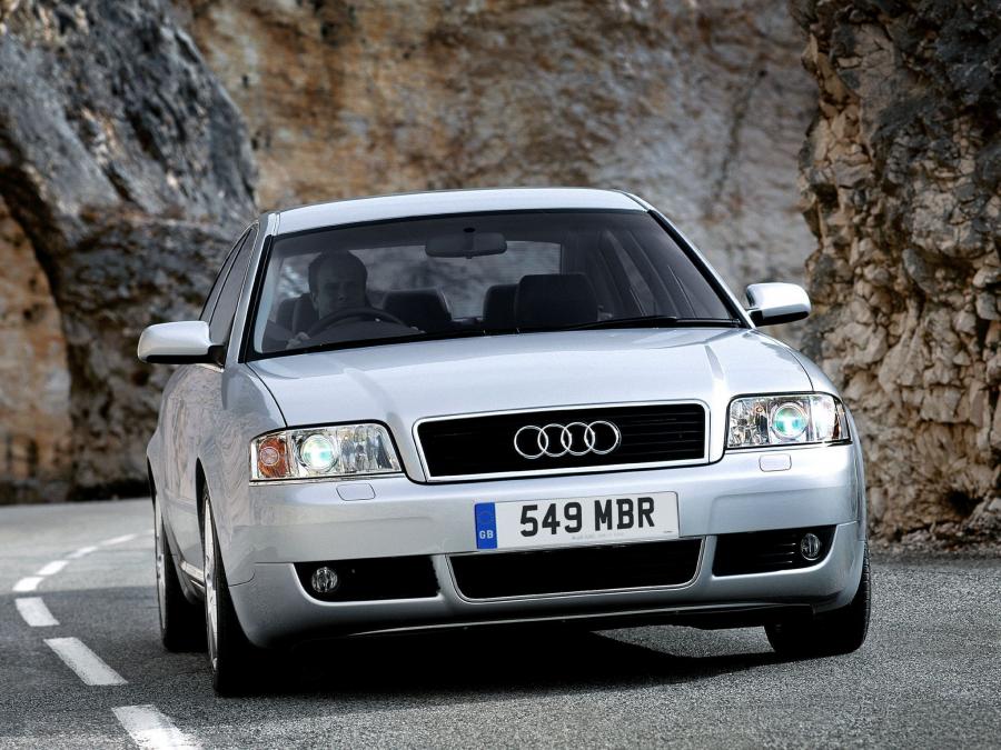  Audi A6 Sedan (4B, C5) 2001 года  (UK) (фото 3 из 5)